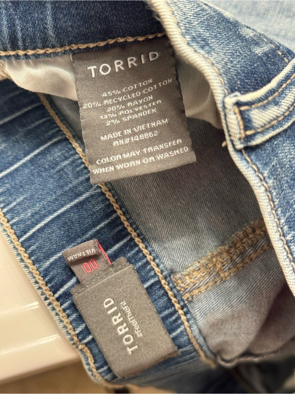 NWOT•Never Worn!! TWO Torrid 3.5” Mid Rise Shorts 00X , TORRID SIZE 10 Large - Picture 9 of 10
